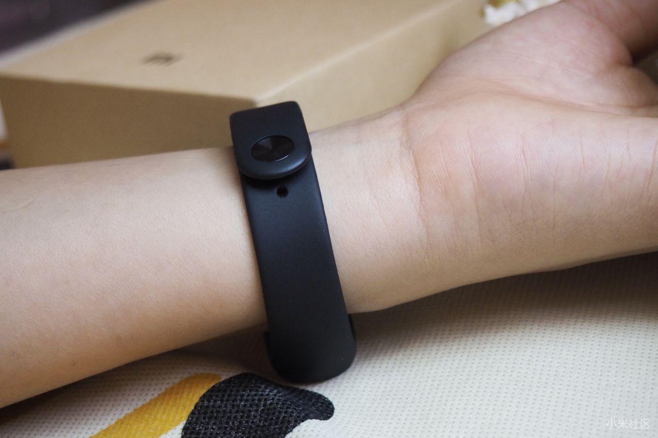 【小米手环2开箱评测】佩戴细节看出问题&amp;准确度可靠性问题