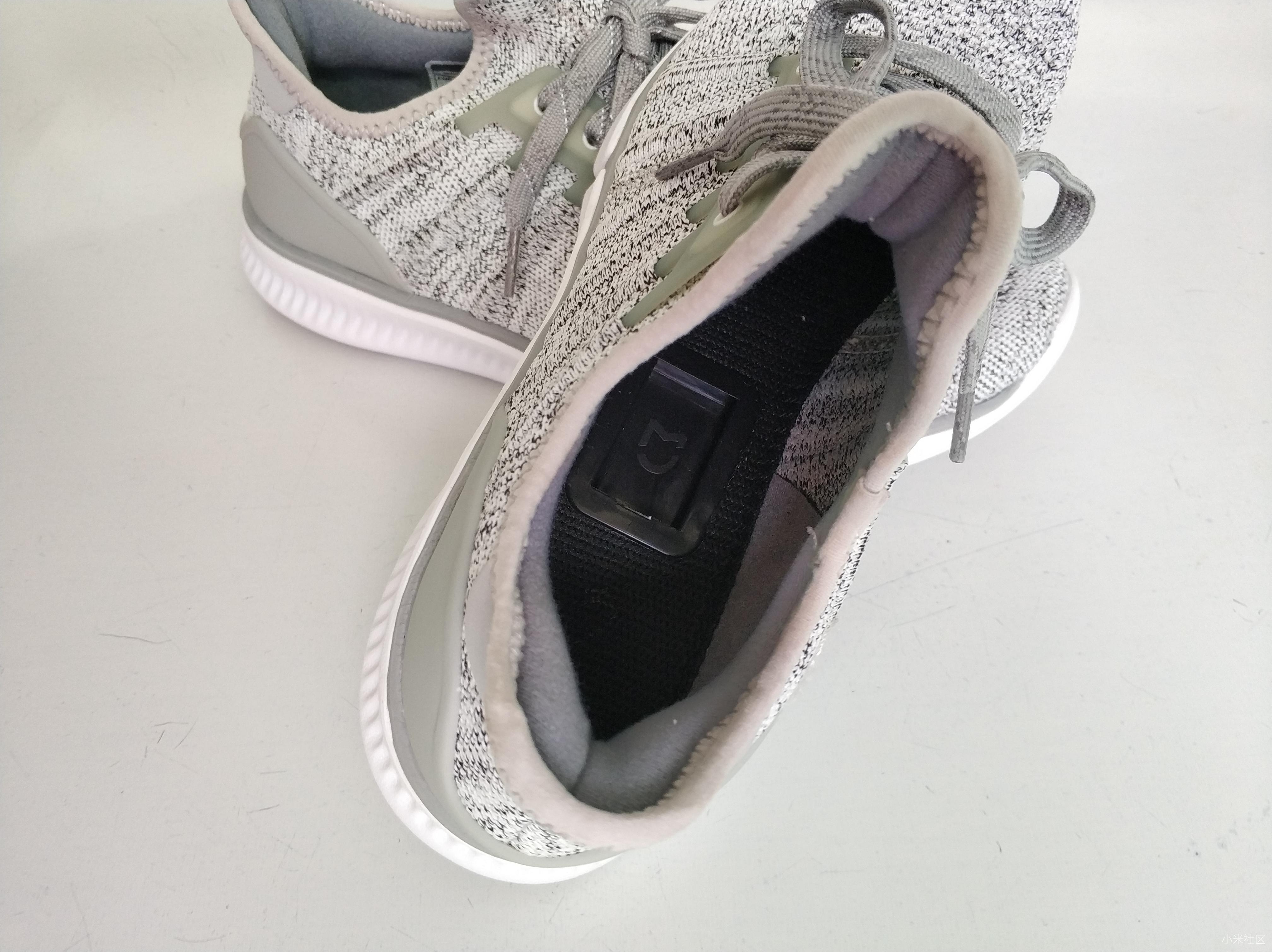 【米家运动鞋1代】 念旧的我还是很喜欢